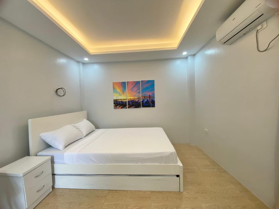 Christela Beach House Bed and Breakfast in Central Visayas