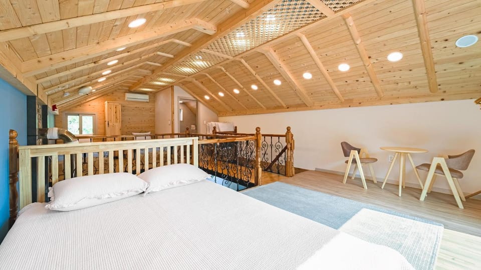 Property building, Photo of the whole room