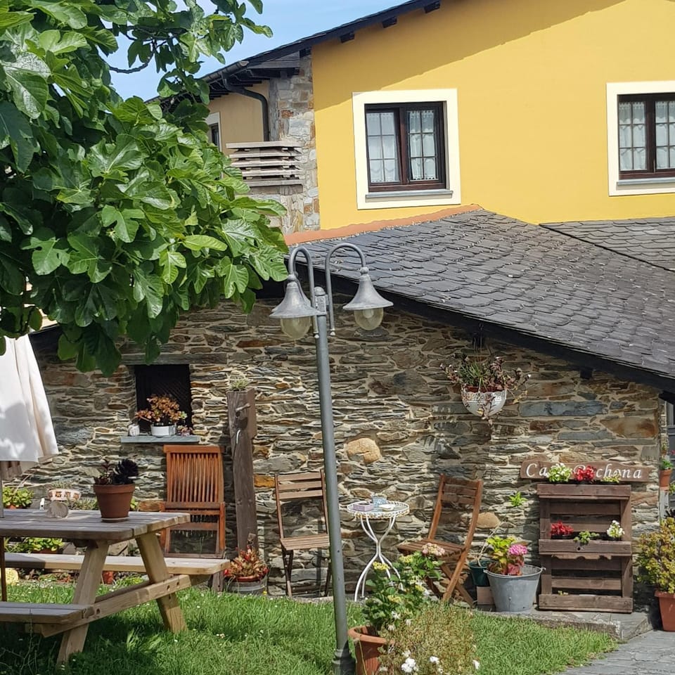 Property building, Garden