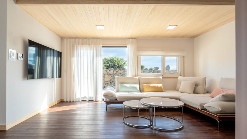 Property building, Photo of the whole room