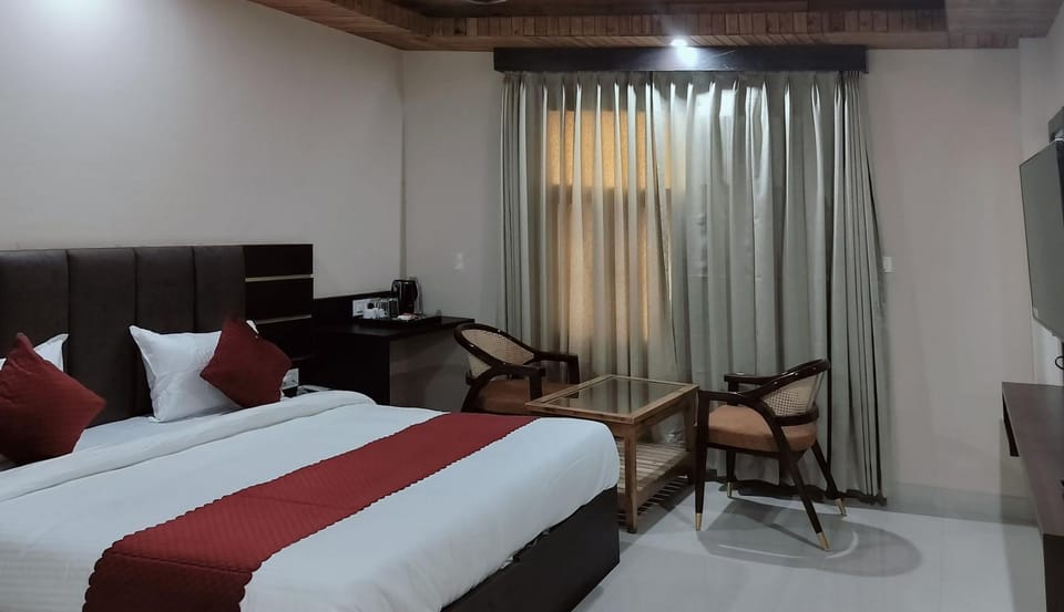 Bed, Photo of the whole room