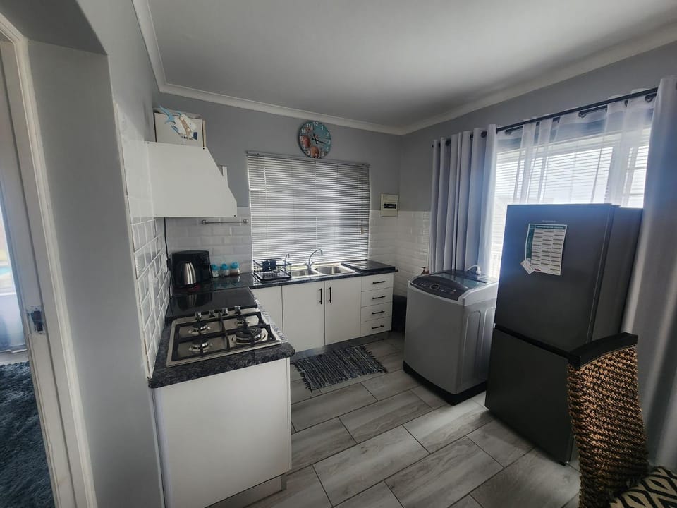 microwave, stove, washing machine, kitchen