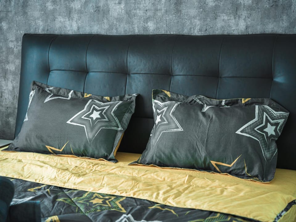 Bed, Bedroom