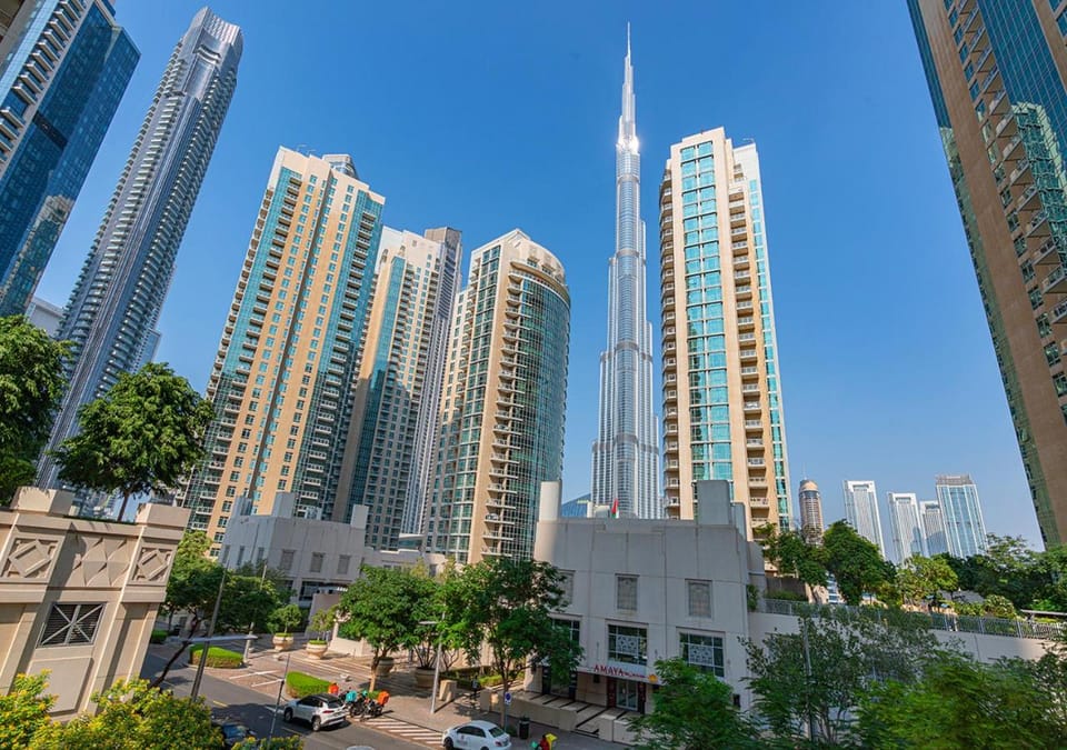 Neighbourhood, City view, Location