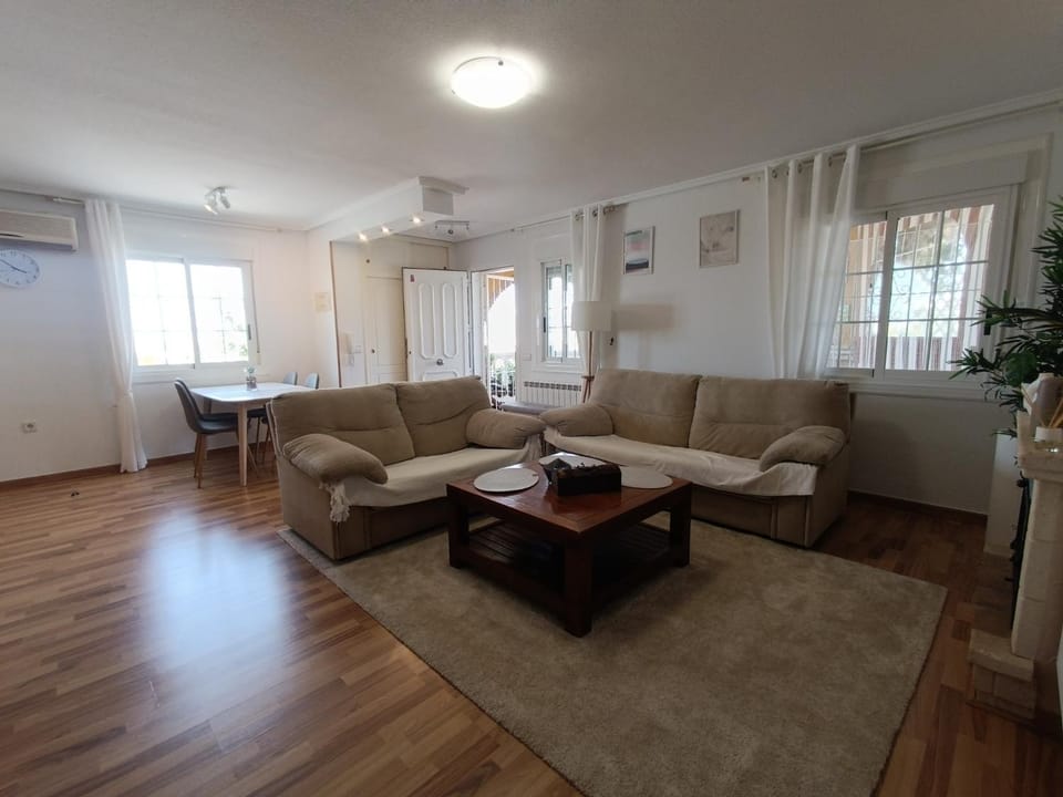 Living room, Dining area, air conditioner
