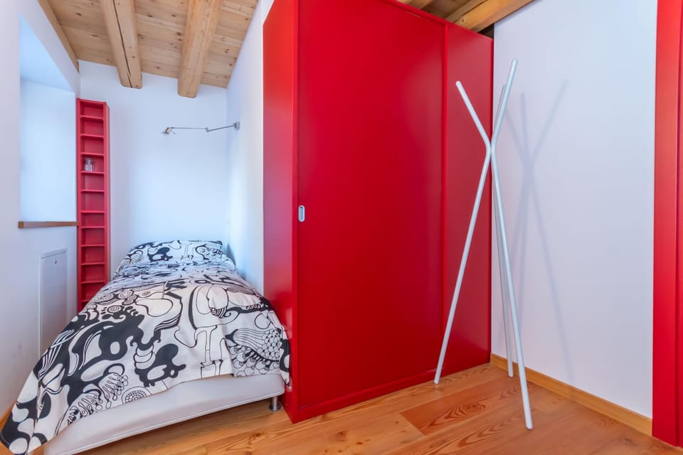 Bed, Bedroom, wardrobe