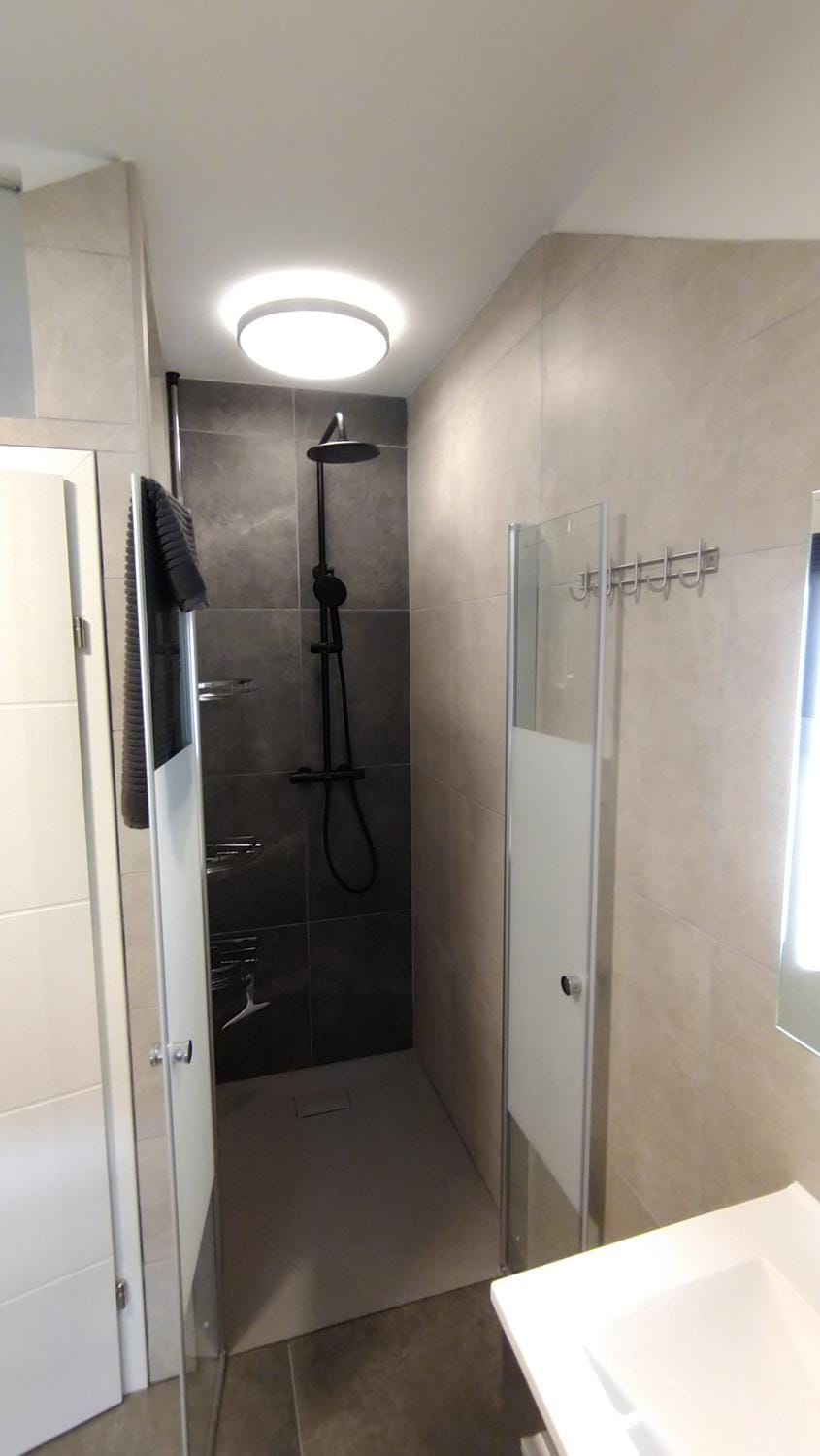 Bathroom, Living room