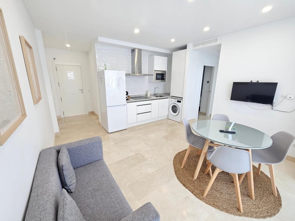 Apartamento 1ª Línea de playa Planta Vistas a Casco Histórico Apartment in Estepona