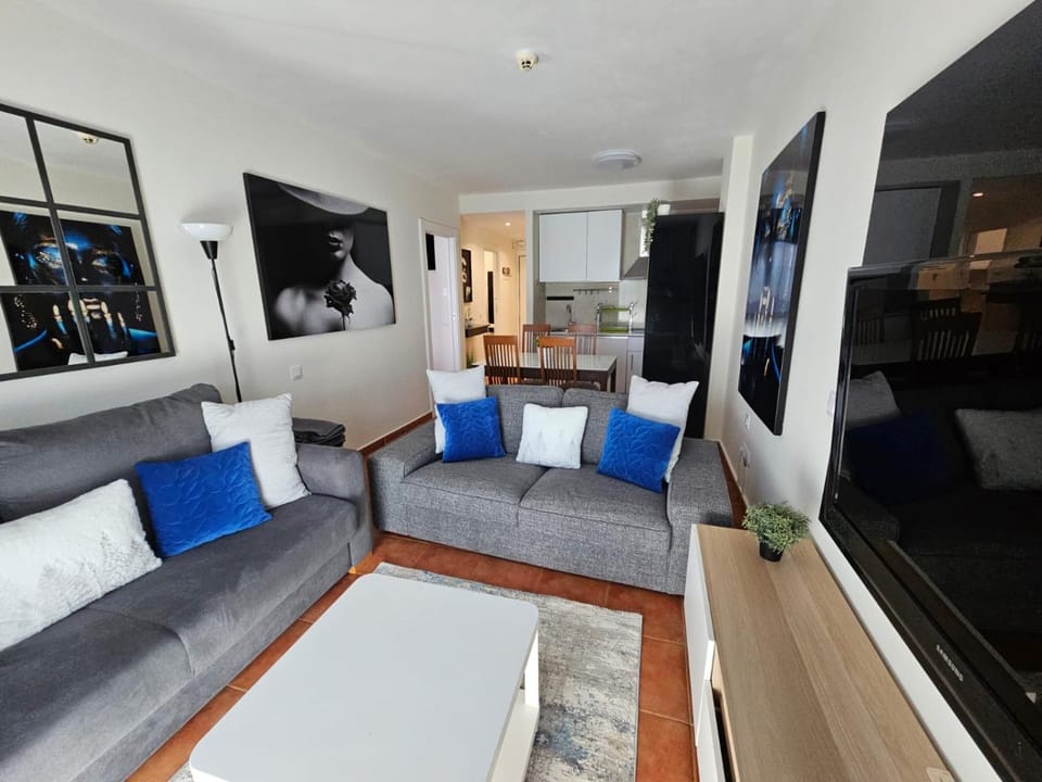 TV and multimedia, Living room, Photo of the whole room