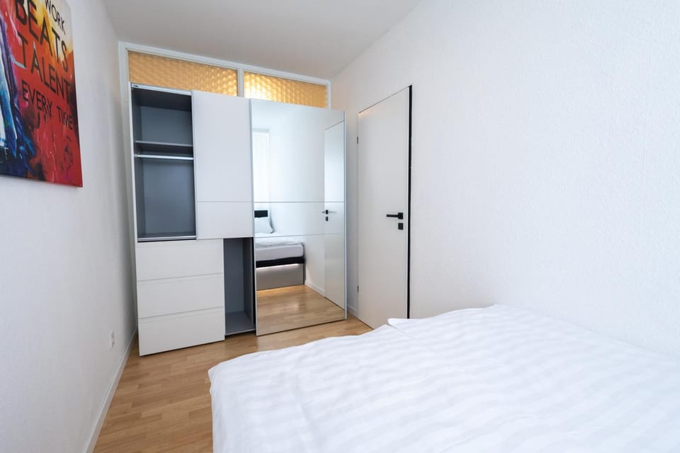 Bedroom, wardrobe