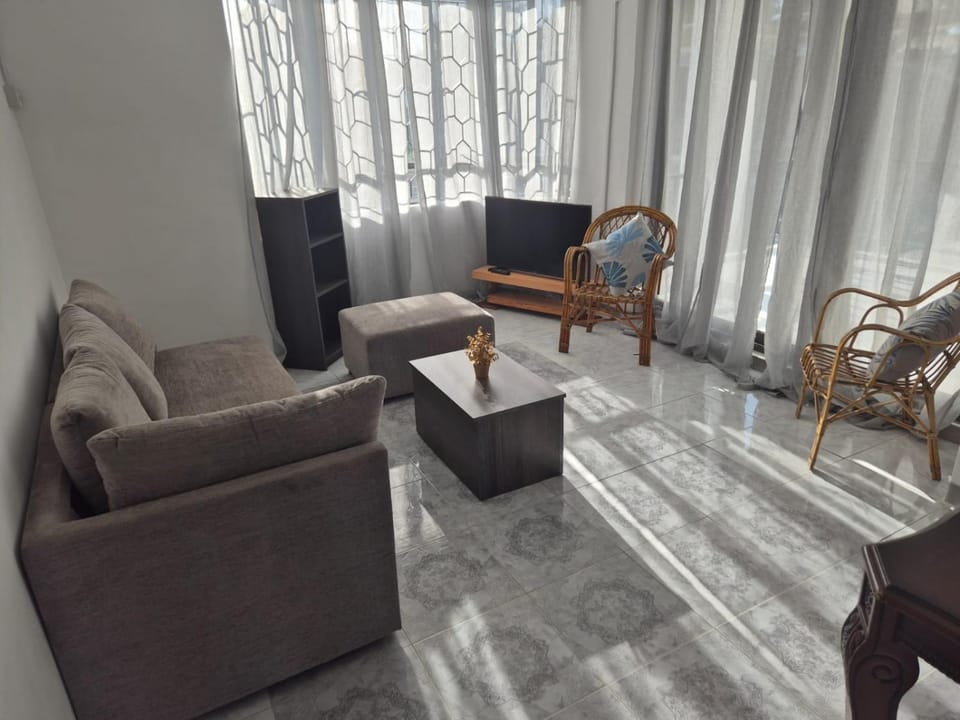 Coral Creek Beach Apartment by IHR Apartment in Pointe aux Biches
