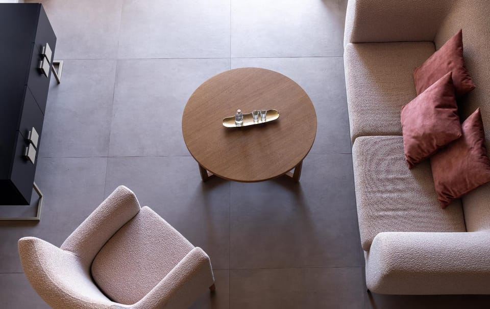 Living room, Seating area
