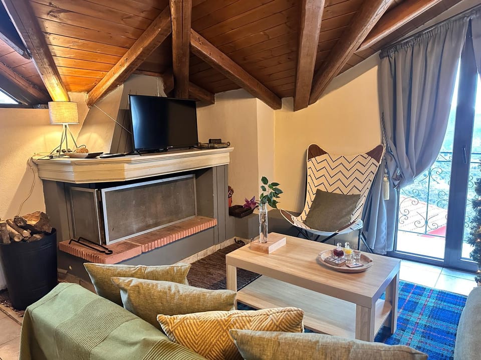 Pandoras House Arachova Apartment in Peloponnese, Western Greece and the Ionian