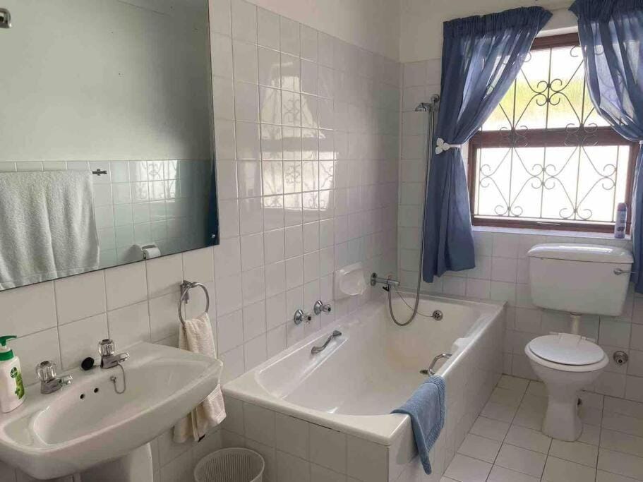 Relax on the Marina House in Cape Town