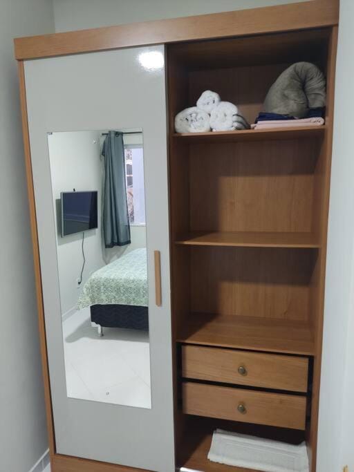 towels, wardrobe