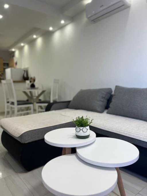 Studio apartman Gara Apartment in Kotor Municipality