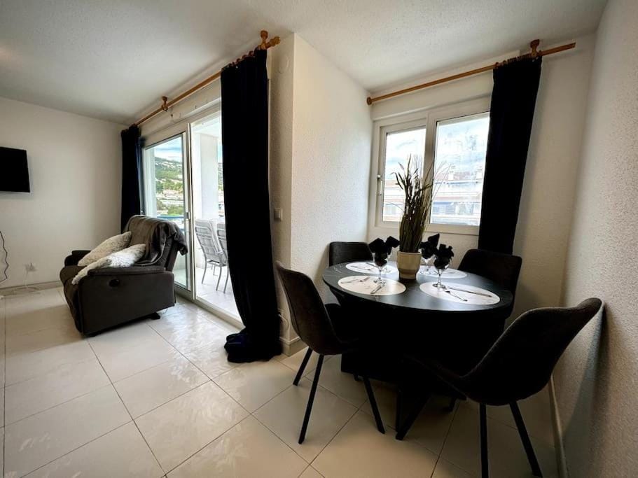Luxury 2-Bed Marina Apartment Apartment in Alcossebre