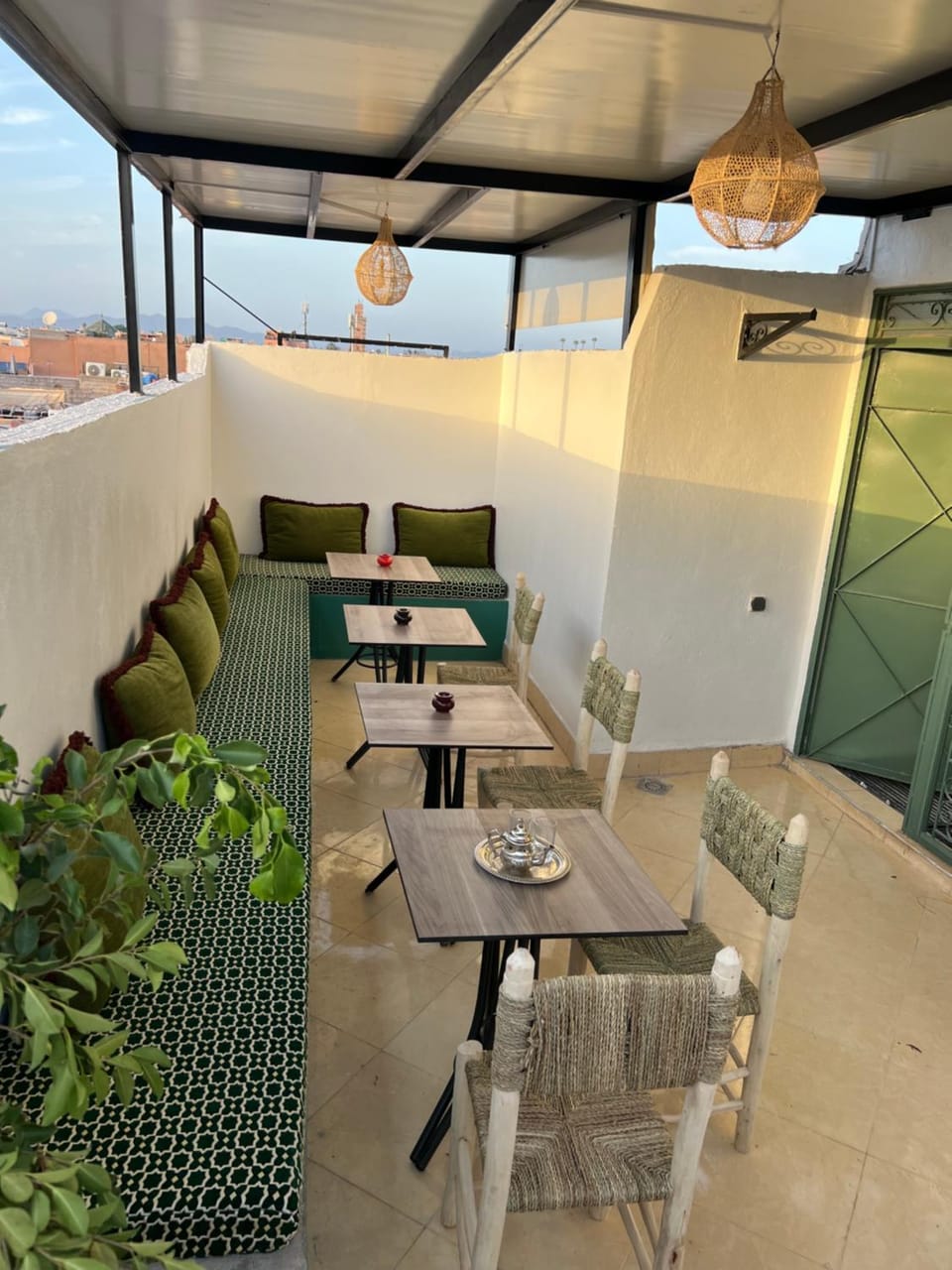 Property building, Restaurant/places to eat, View (from property/room), Breakfast