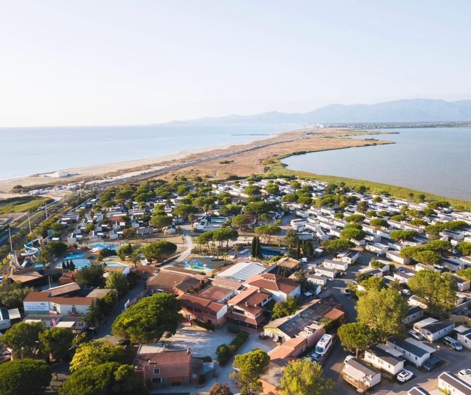 Mobile home canet en Roussillon Campground/ 
RV Resort in Canet-en-Roussillon