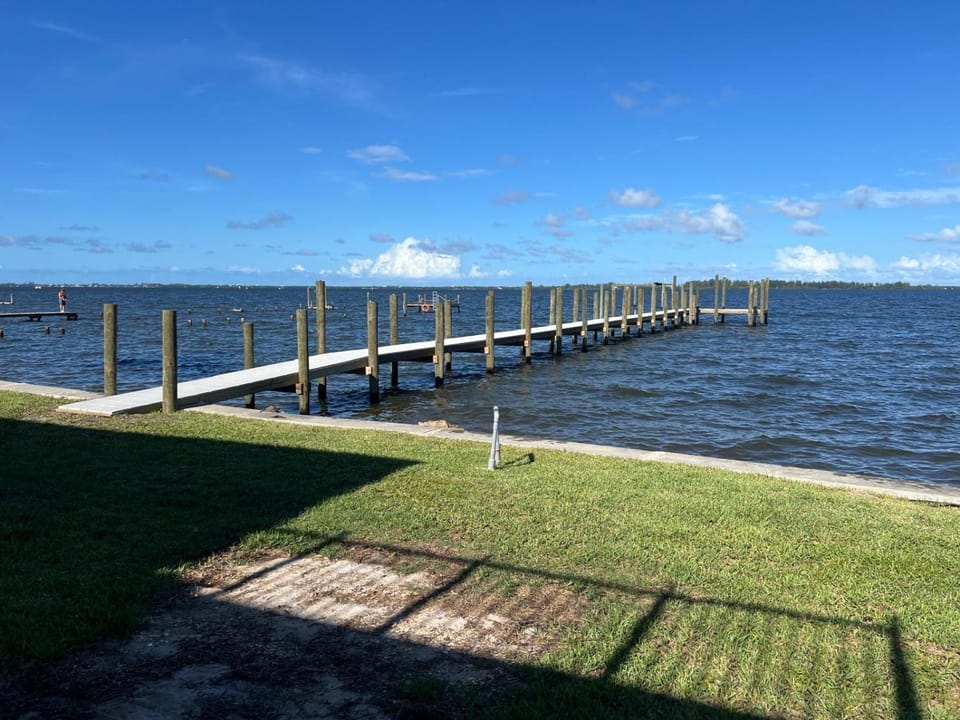 Direct RiverFront Paradise Home House in Micco