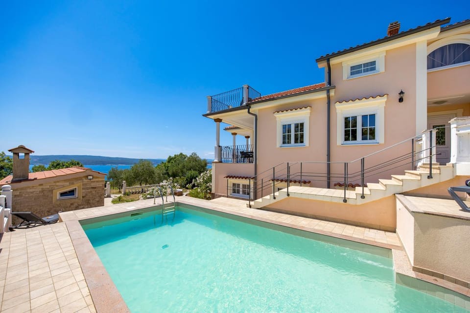 Property building, Patio, Day, View (from property/room), Pool view, Sea view, Swimming pool, sunbed