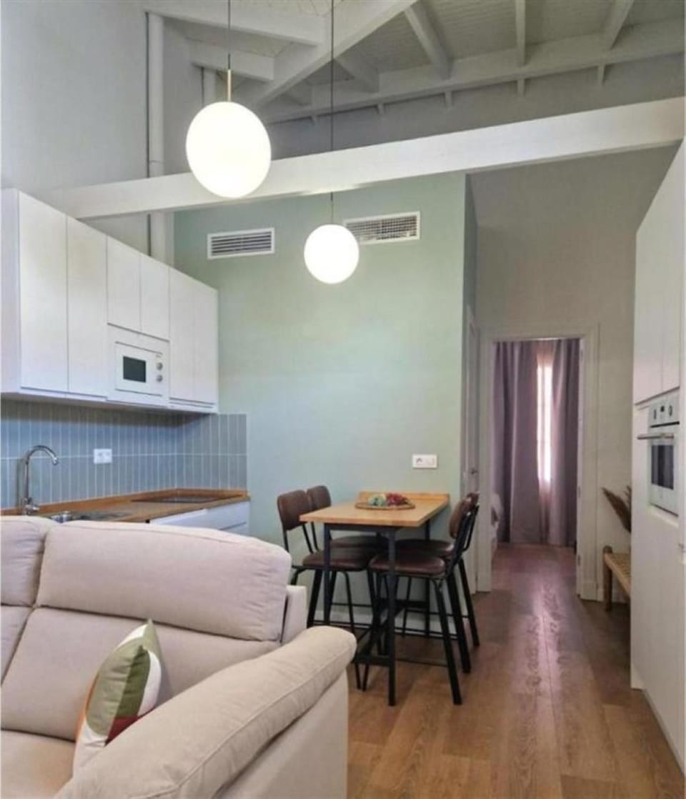 Communal lounge/ TV room, Kitchen or kitchenette