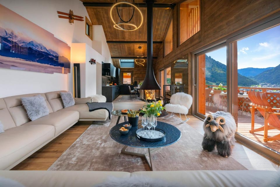 Natural landscape, Summer, Living room, Seating area, Mountain view