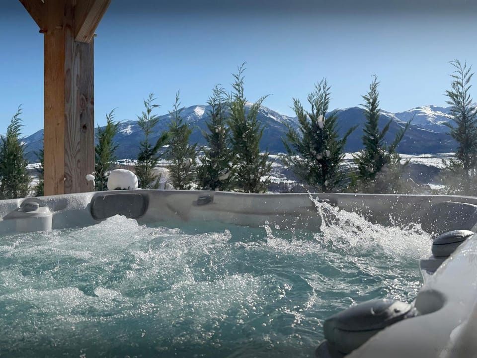 Day, Natural landscape, Winter, Hot Tub, Mountain view