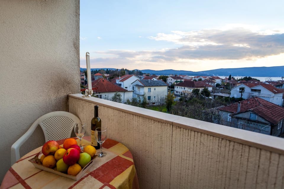 Kitchen or kitchenette, Alcoholic drinks