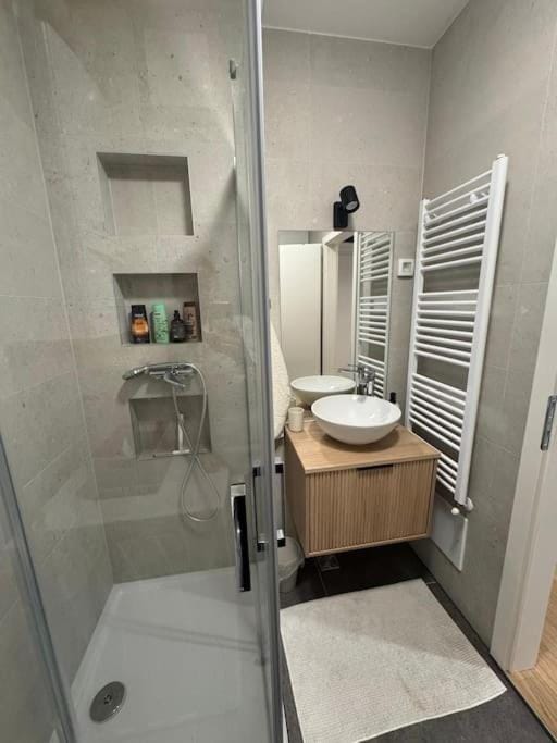 Lux GEM, 1BDR, free parking Apartment in City of Zagreb
