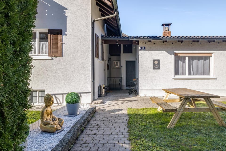 Property building, Spring, Garden, Dining area, Garden view