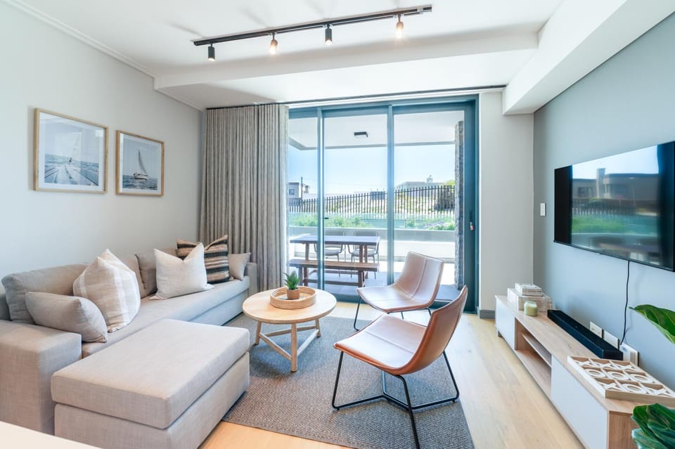 Communal lounge/ TV room, Seating area