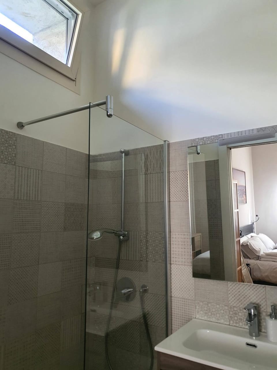 Shower, Bathroom, Photo of the whole room