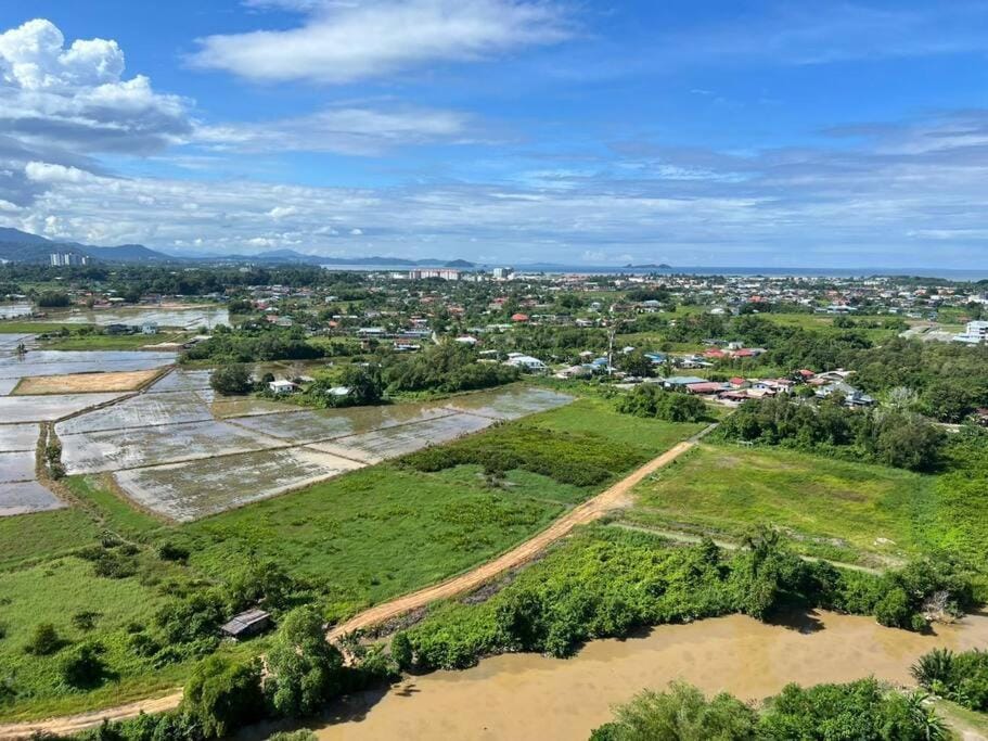 Day, River view