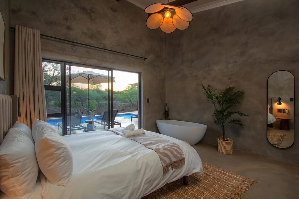 Bedroom, Bath