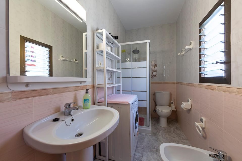 Bathroom, Living room
