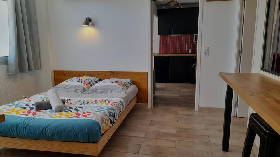 Marius, 3 ch, parking, Tram Croix d'argent au pied, Sleep-in-Montpellier Apartment in Lattes
