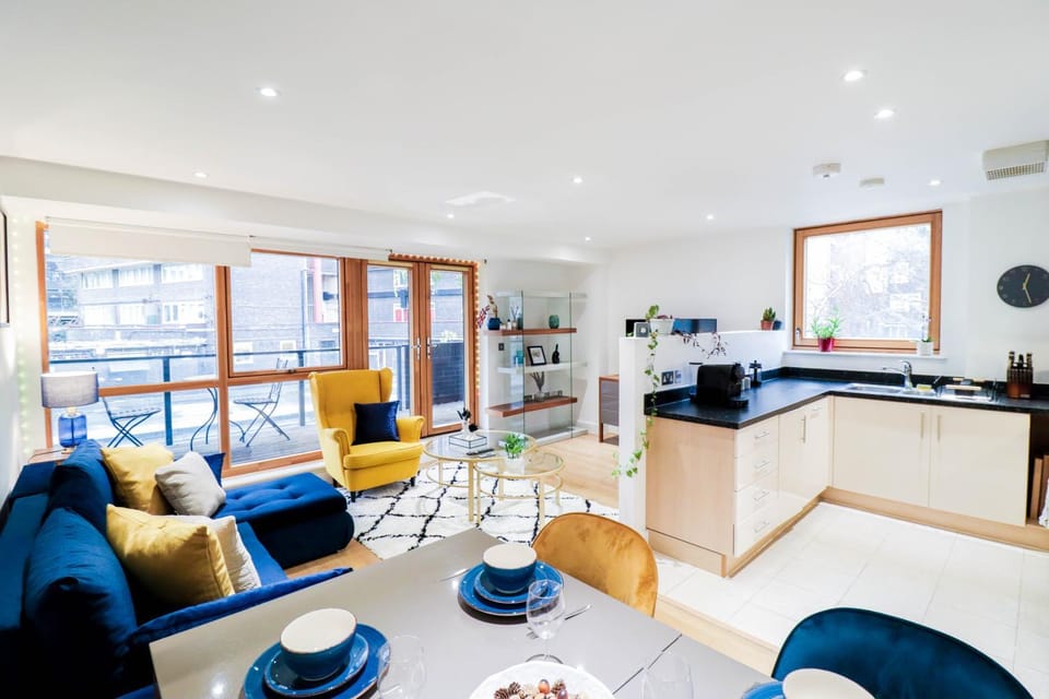 Stunning London Bridge Flat with Balcony - Close to Borough Market Apartment in London Borough of Southwark
