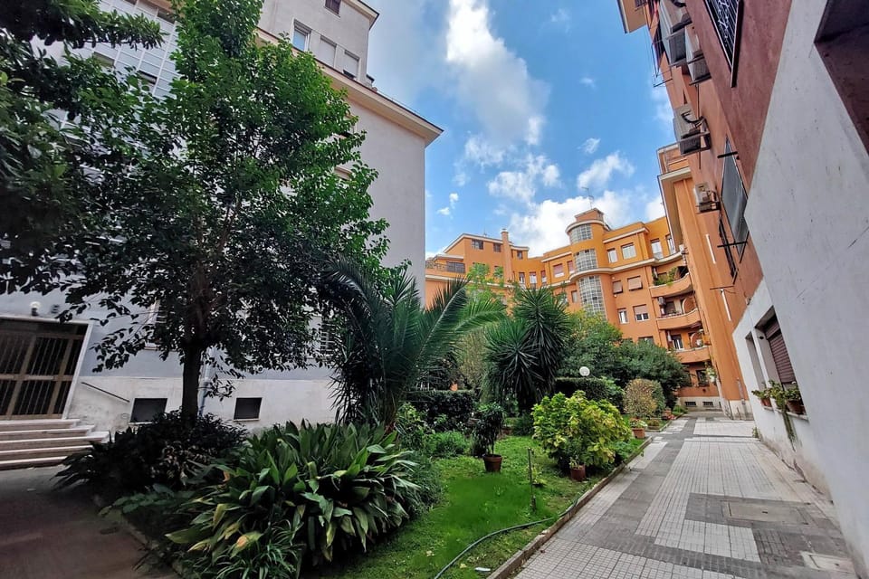 Inner courtyard view