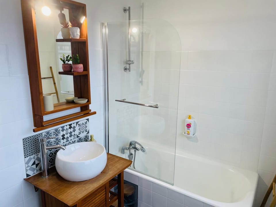 Studio centre-ville République Apartment in Dijon