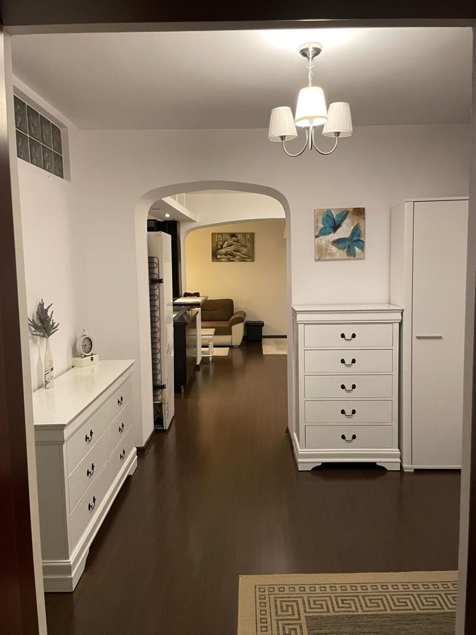 White inn apartment Apartment in Craiova