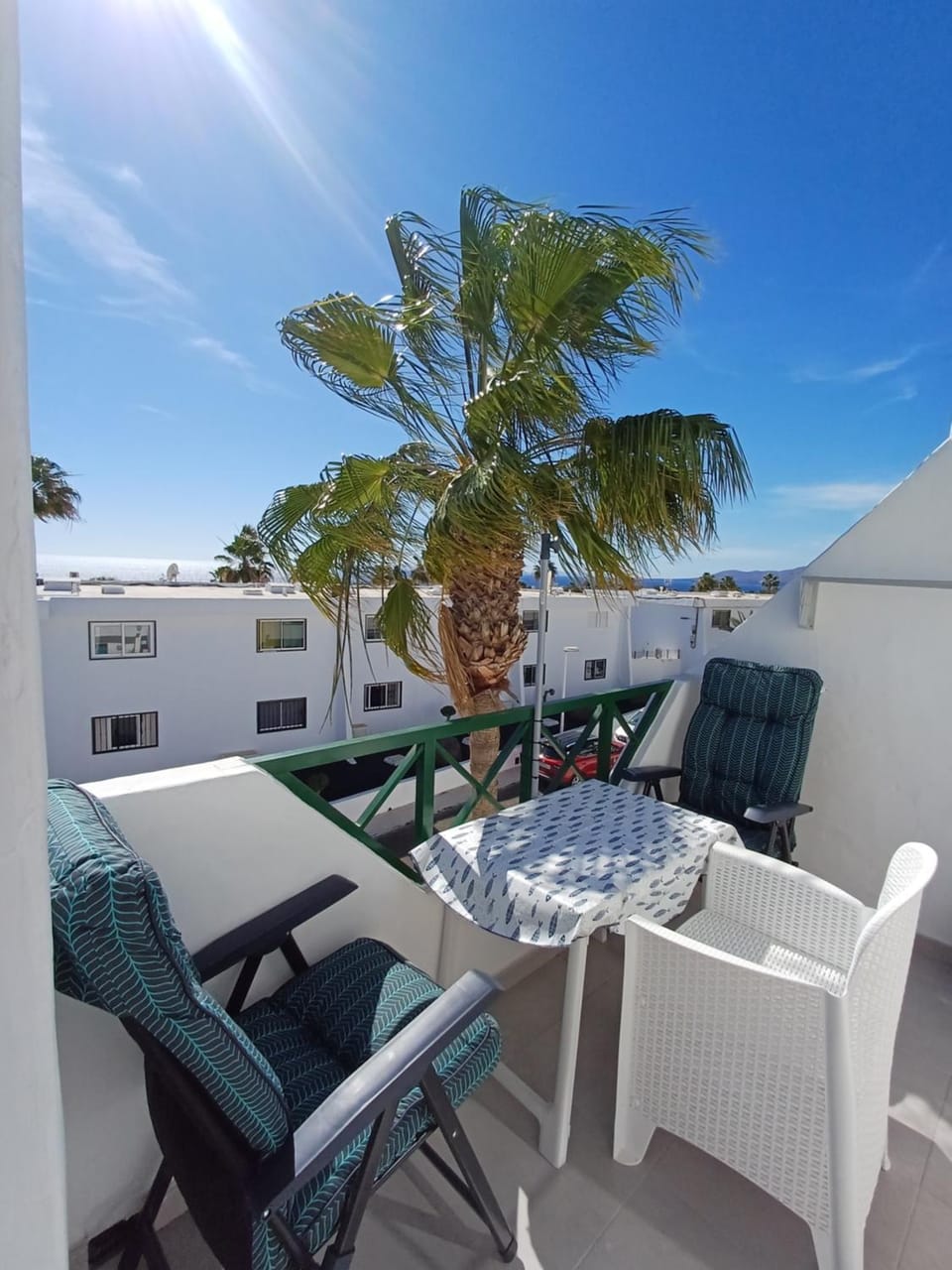 TOP FLOOR OCEAN VIEWS Lanzamar - Renovated Gem with a Sunny, Private Terrace & Elevator & Pool - Puerto del Carmen Apartment in Puerto del Carmen