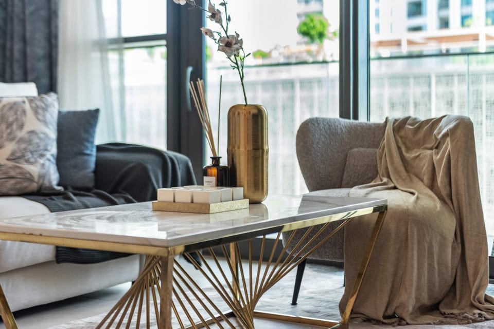Classy Downtown Bliss with Dubai Mall Access Apartment in Dubai