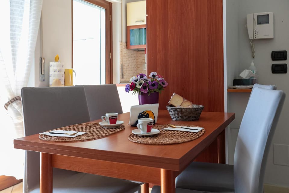 Casa Verina - Balconi colorati - Quattromiglia Apartment in Calabria