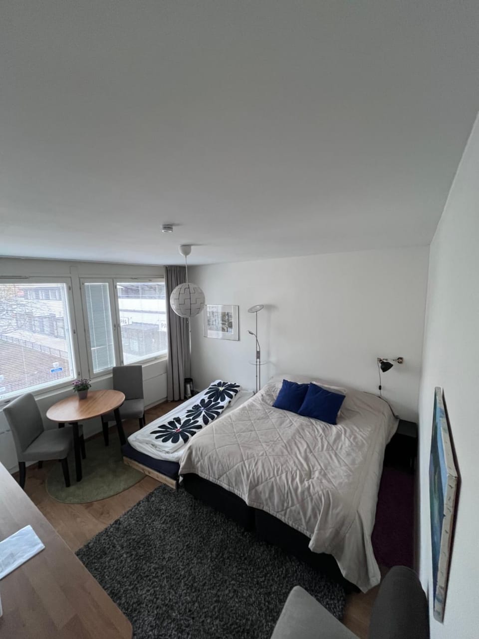 Tyylikäs yksiö Kalliossa Apartment in Helsinki