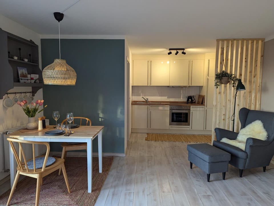 Kitchen or kitchenette, Living room, Dining area