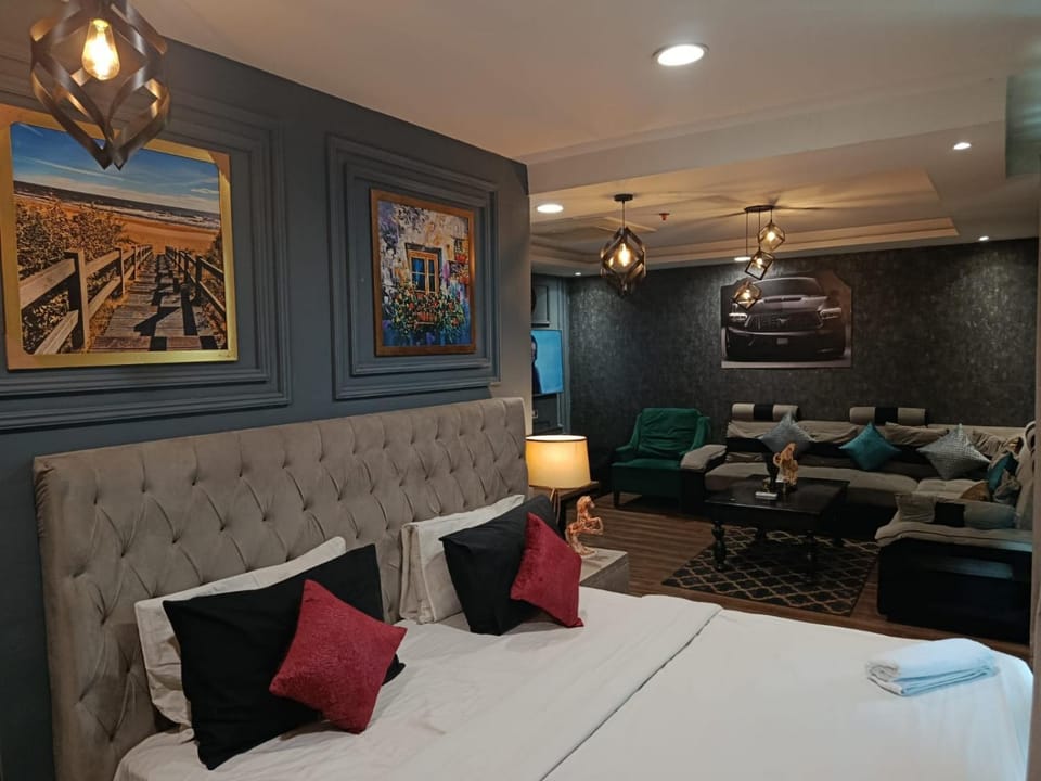 Photo of the whole room