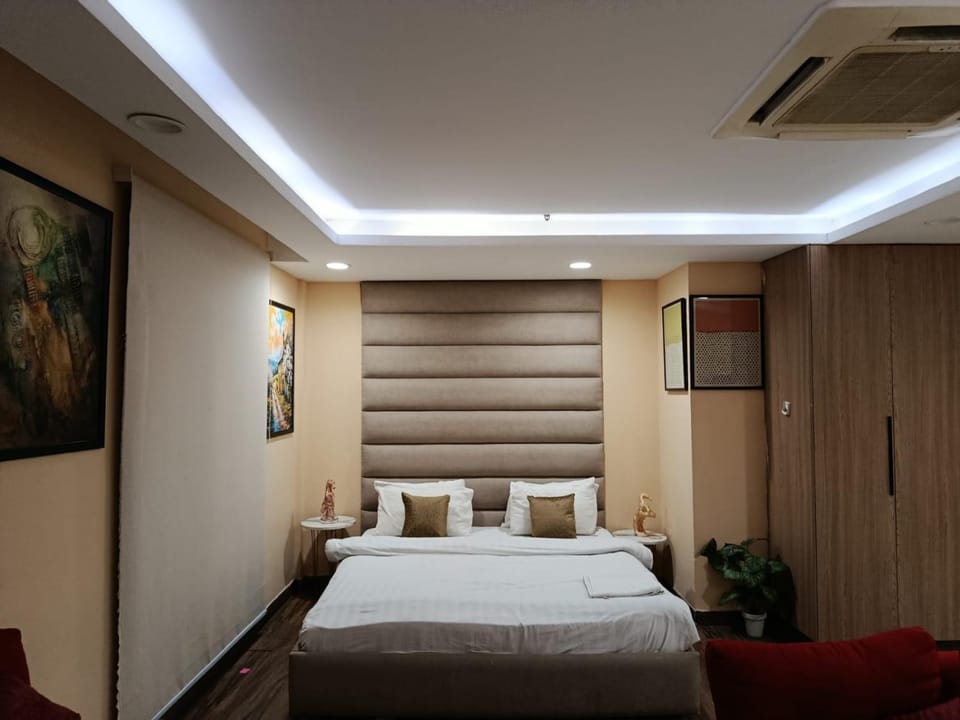 Bed, Photo of the whole room, air conditioner