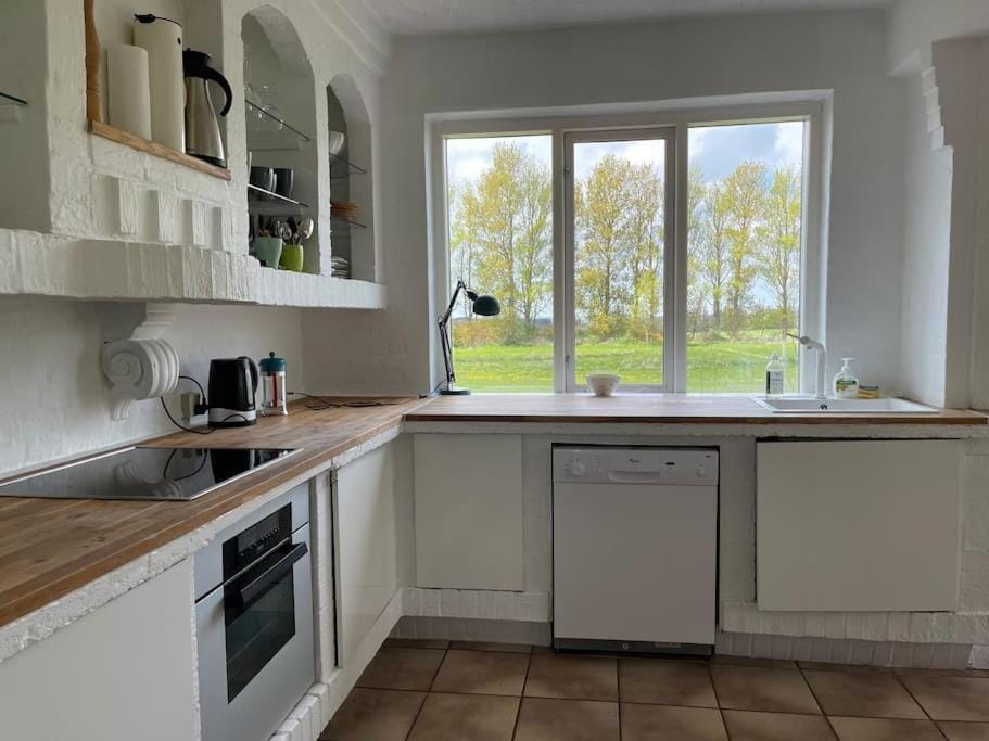 Særpræget & teatralsk villa, med skøn udsigt Villa in Zealand