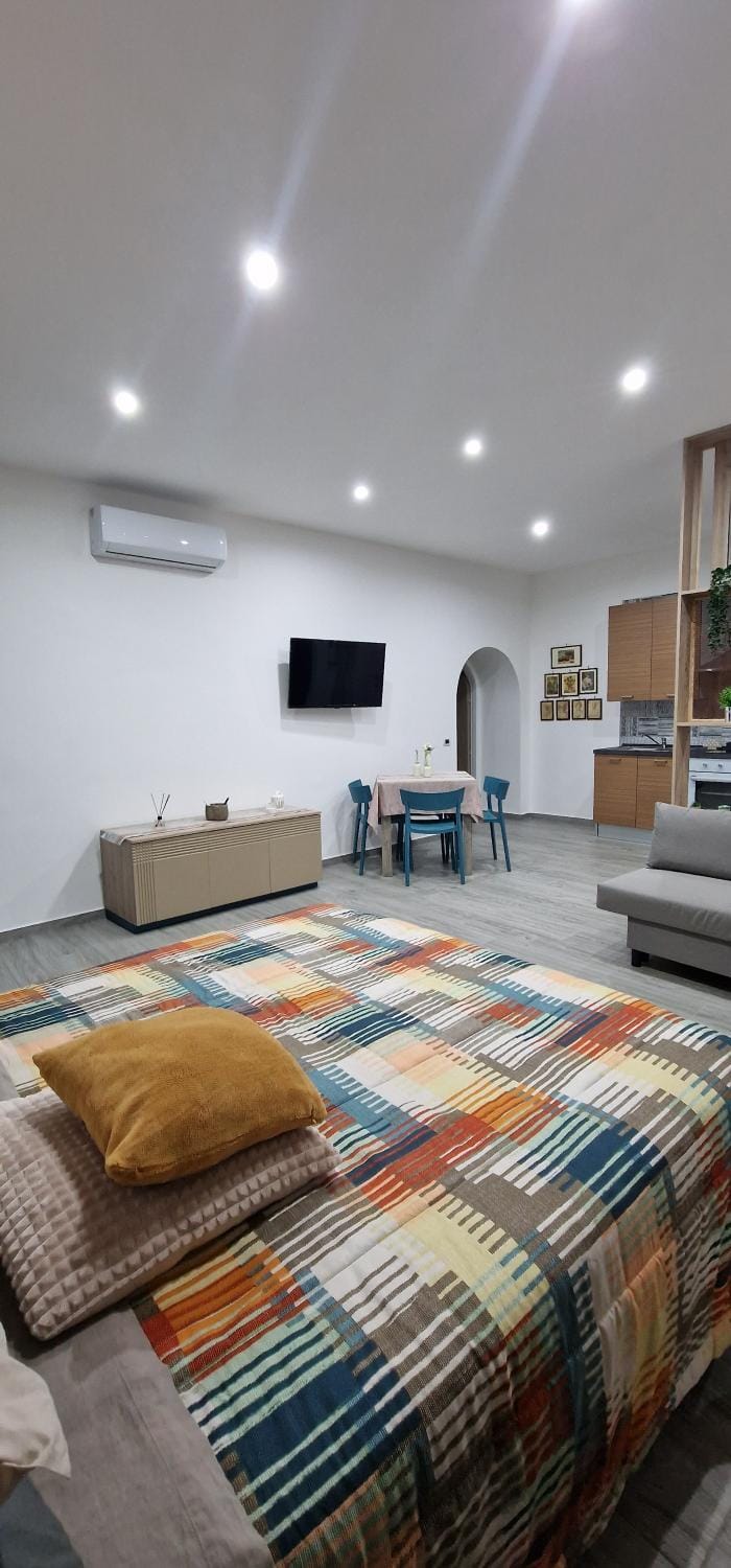 Living room, Bedroom